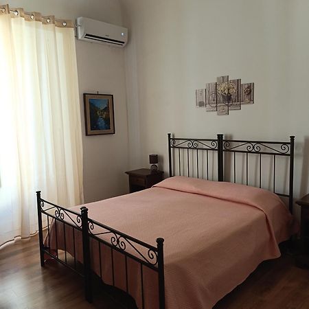 Hotel Arco Del Vescovo 1 Acireale Exteriér fotografie