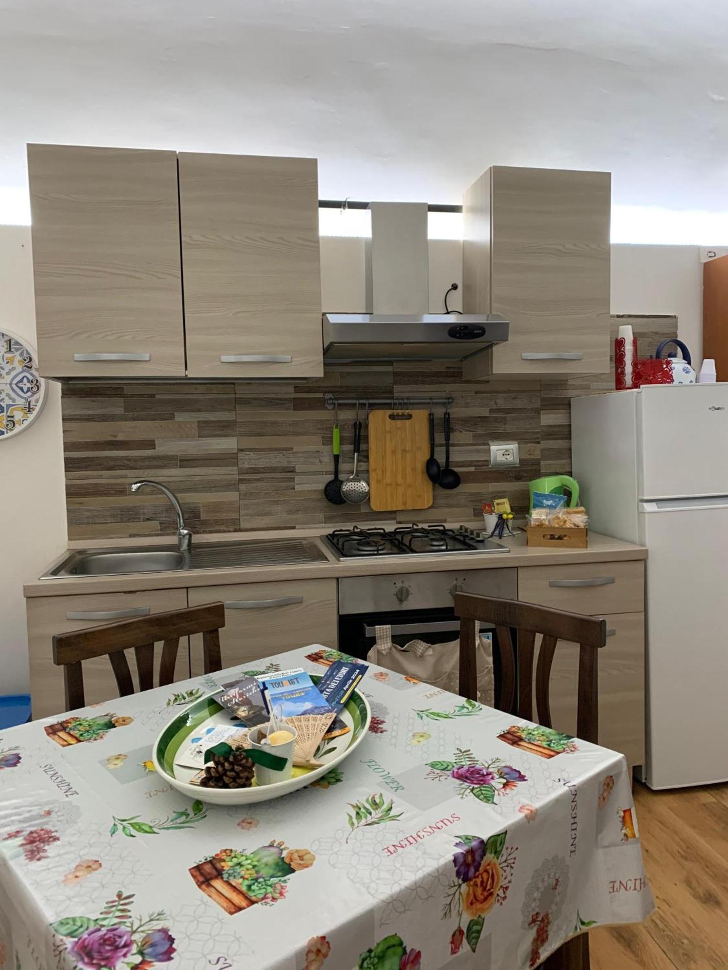 Hotel Arco Del Vescovo 1 Acireale Pokoj fotografie